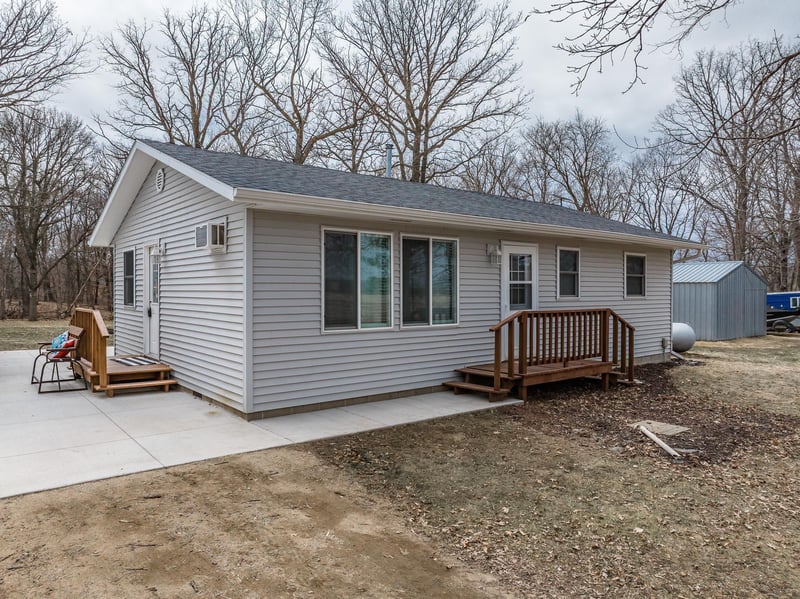 33853 170th St, Burtrum, MN 56318