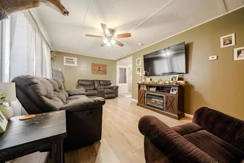 33853 170th St, Burtrum, MN 56318