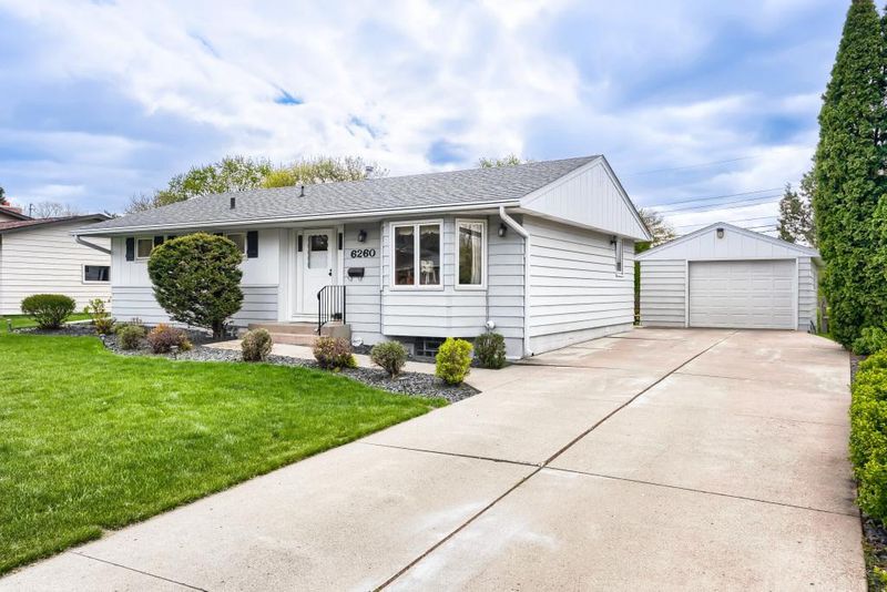 6260 Brooklyn Dr, Brooklyn Center, MN 55430