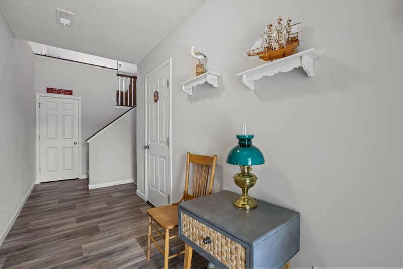 8585 Gateway Cir, Monticello, MN 55362