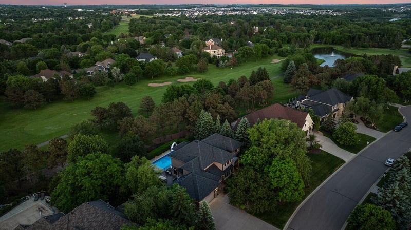 3717 Fairway Point, Woodbury, MN 55125