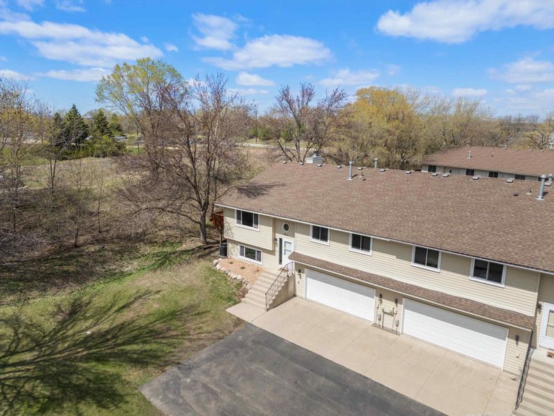 3831 Windcrest Ct, Eagan, MN 55123