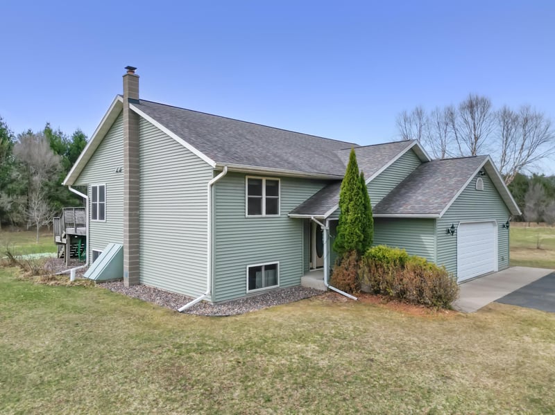 E8228 660th Ave, Elk Mound, WI 54739