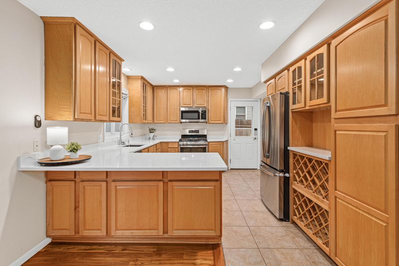 453 Pascal St S, Saint Paul, MN 55105