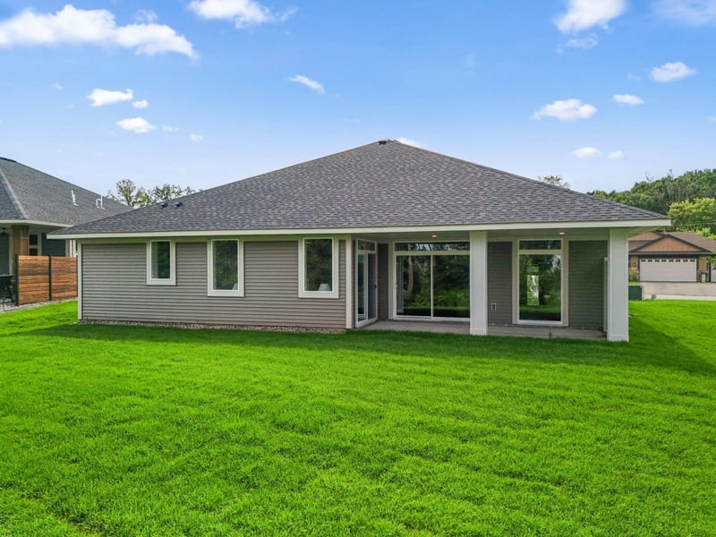 1954 Woods Point, Waconia, MN 55387