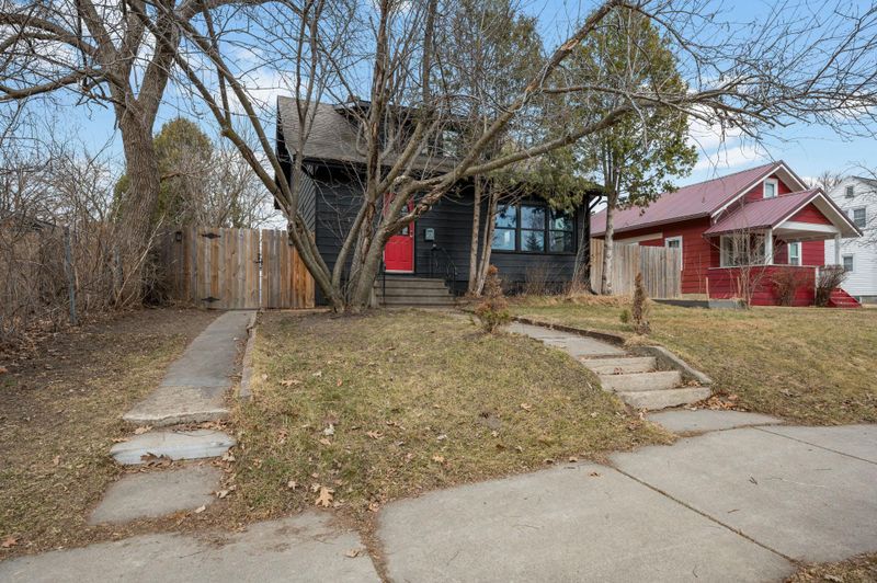 209 NE 8th St, Grand Rapids, MN 55744