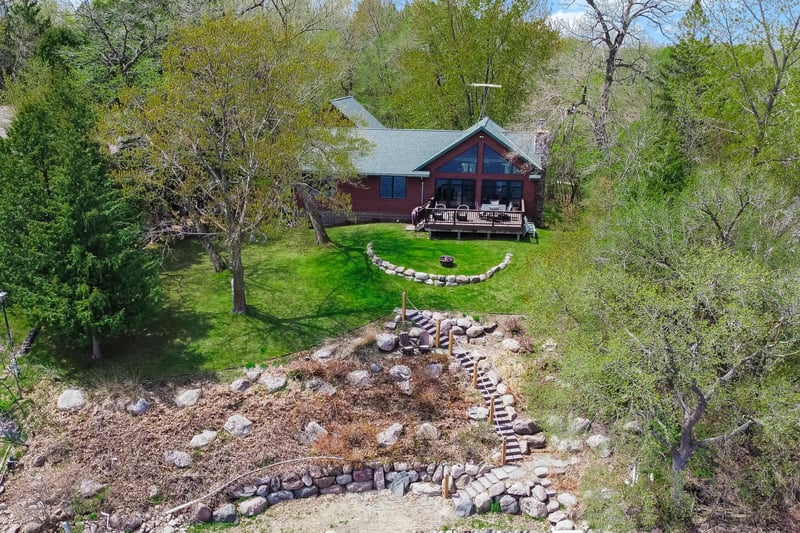 30033 Briorwood Rd, Paynesville, MN 56362