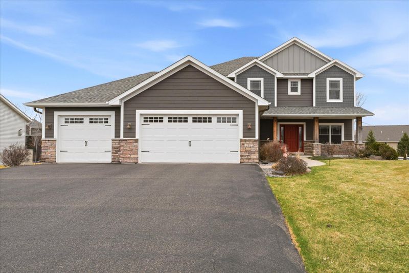 12822 Breckenridge Ln, Rogers, MN 55374