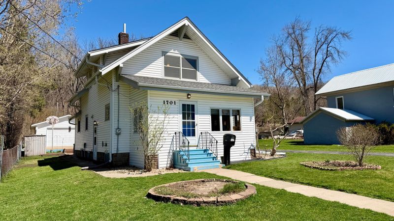 1701 Bush St, Red Wing, MN 55066