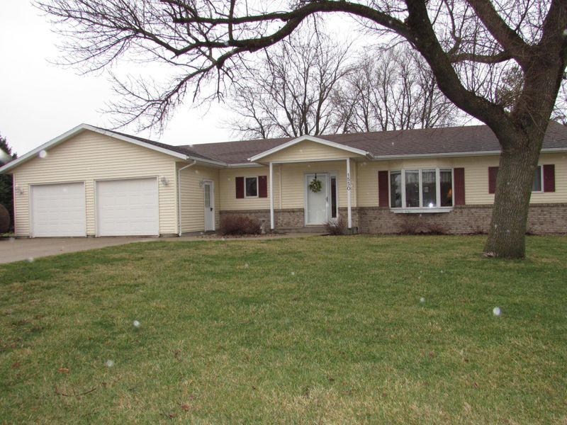 1550 Charles St, Fairmont, MN 56031