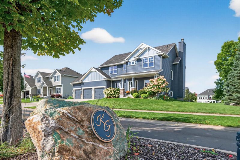 7791 Narcissus Ln N, Maple Grove, MN 55311