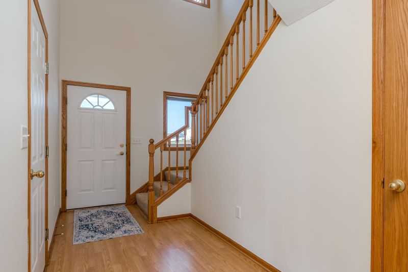 2108 Willow Trl, North Mankato, MN 56003