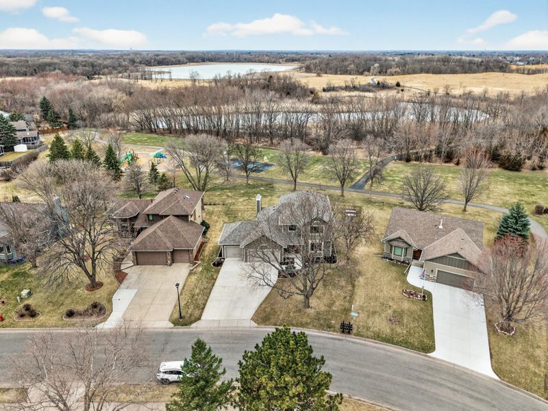 9310 Lakeside Trl, Champlin, MN 55316