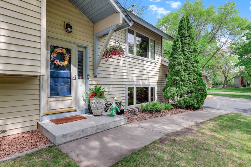14000 75th Pl N, Maple Grove, MN 55311