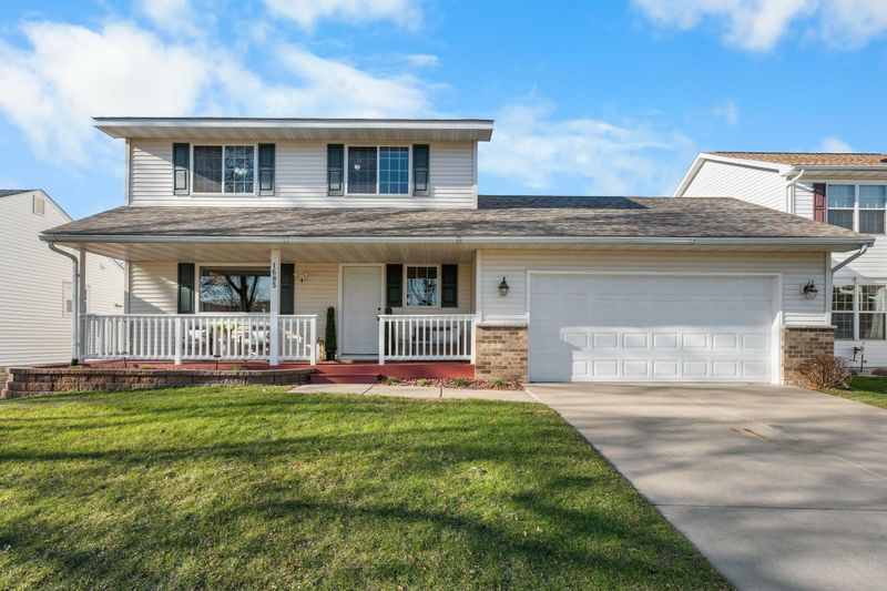 1685 Arlington Ave E, Saint Paul, MN 55106