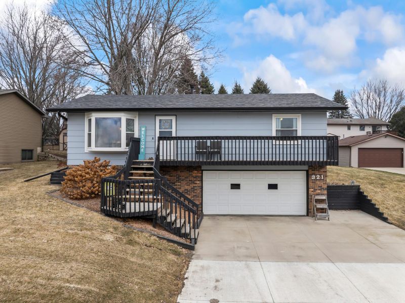 321 7th St NW, Byron, MN 55920