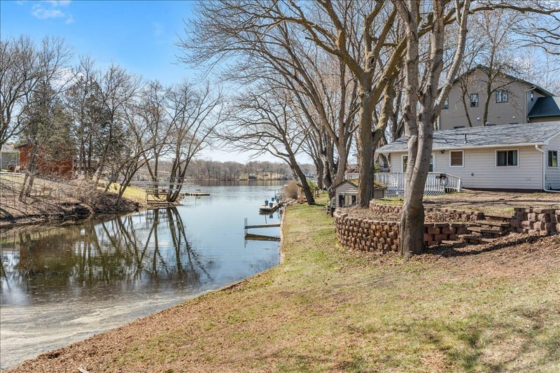 19391 Cedar Island Lake Rd, Richmond, MN 56368
