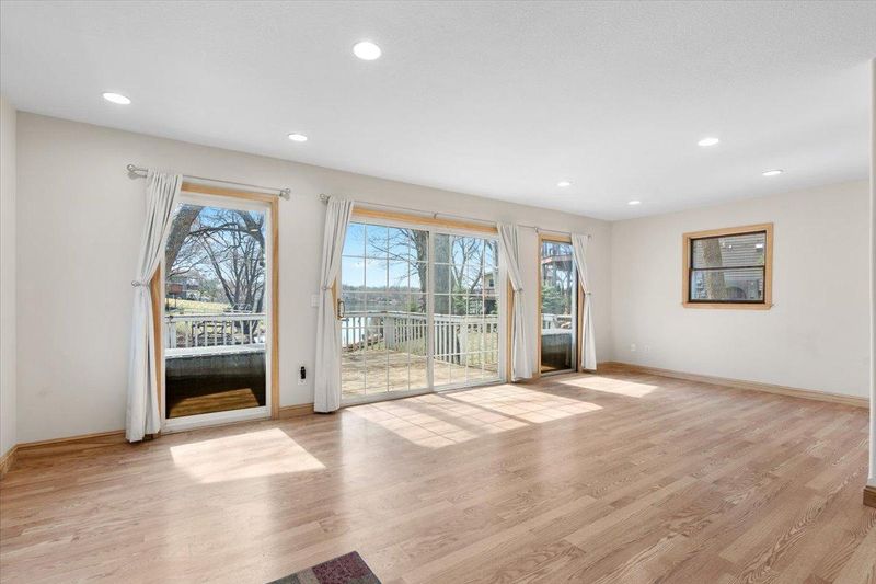 19391 Cedar Island Lake Rd, Richmond, MN 56368