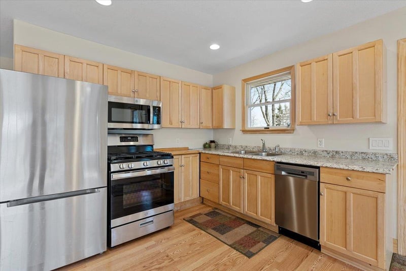 19391 Cedar Island Lake Rd, Richmond, MN 56368