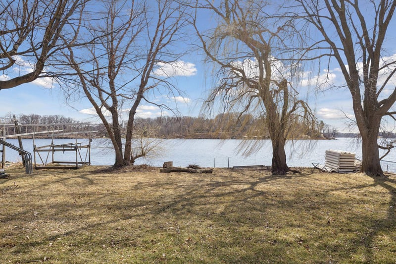 6365 Bay Ridge Rd, Mound, MN 55364