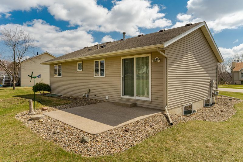 4943 3rd St NW, Rochester, MN 55901