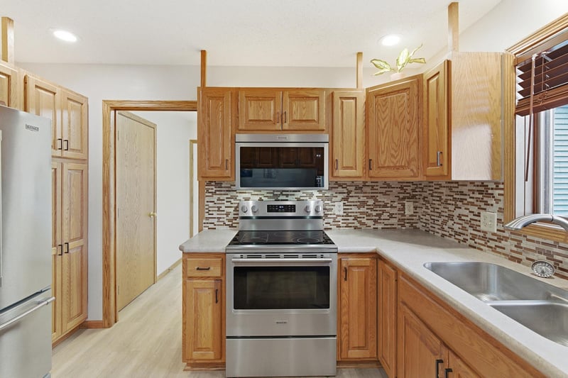 111 5th Ave W, Minnesota Lake, MN 56068