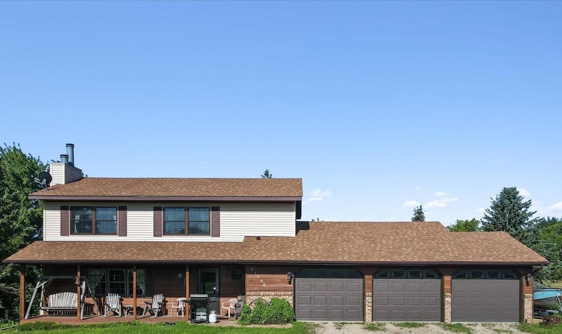 21156 Vernon Ave, Credit River, MN 55372
