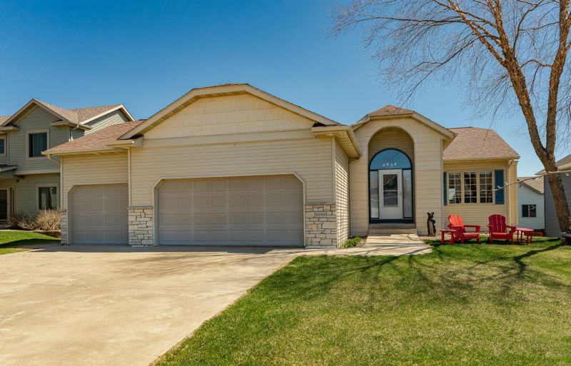 6198 Branch Ln NW, Rochester, MN 55901
