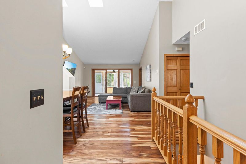 14621 Embassy Ave, Apple Valley, MN 55124