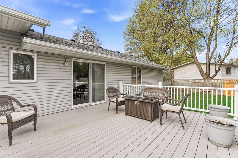 13 E Golden Lake Rd, Circle Pines, MN 55014