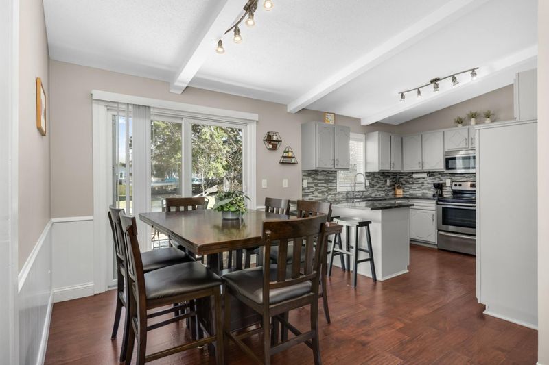 300 Edgewood Dr SE, Saint Michael, MN 55376