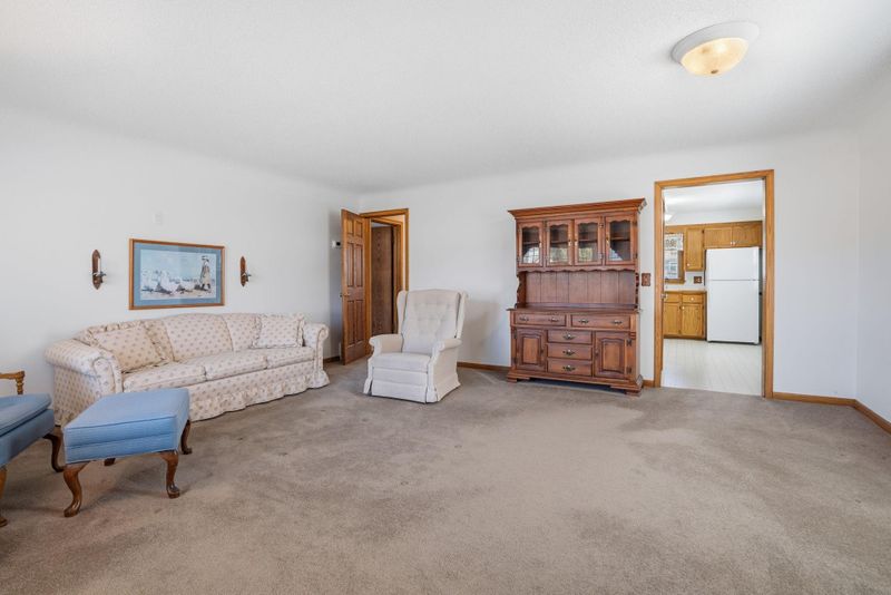 4315 6th St NE, Columbia Heights, MN 55421
