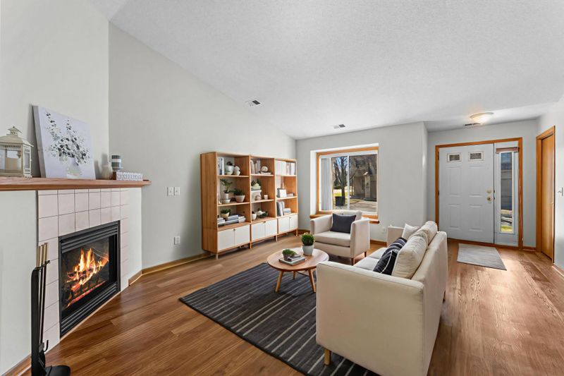 1125 Bristol Ln, Farmington, MN 55024