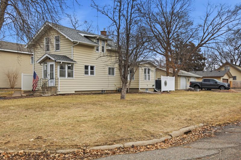1128 8th Ave SE, Saint Cloud, MN 56304