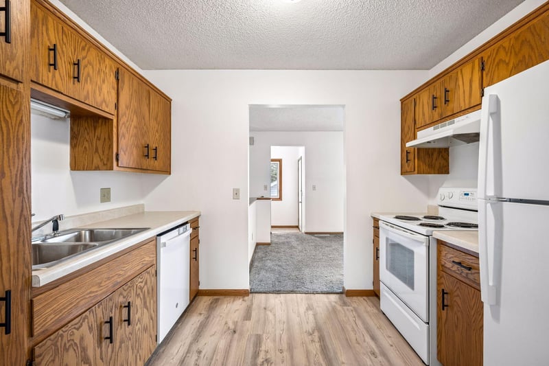 428 Main St N, Saint Michael, MN 55376