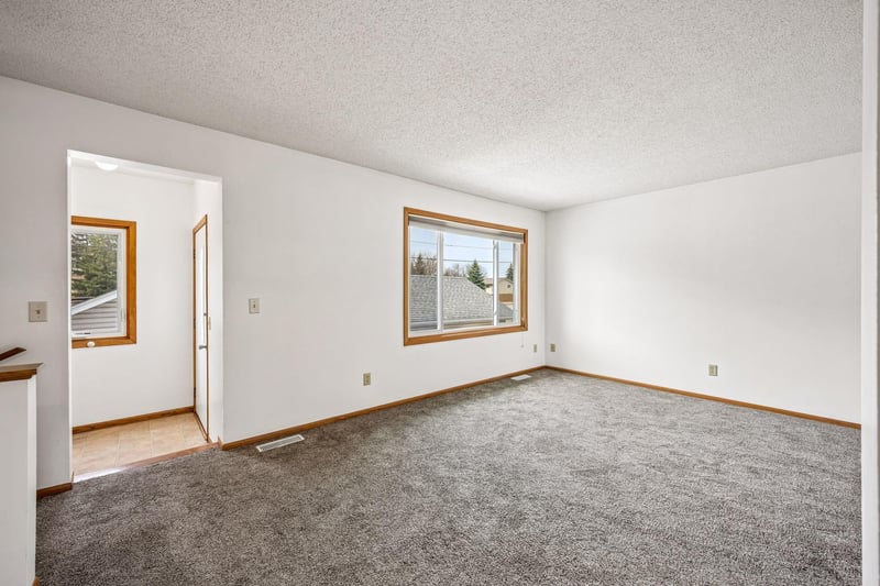 428 Main St N, Saint Michael, MN 55376