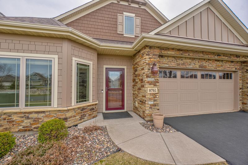 8761 Upper 7th Pl N, Lake Elmo, MN 55042