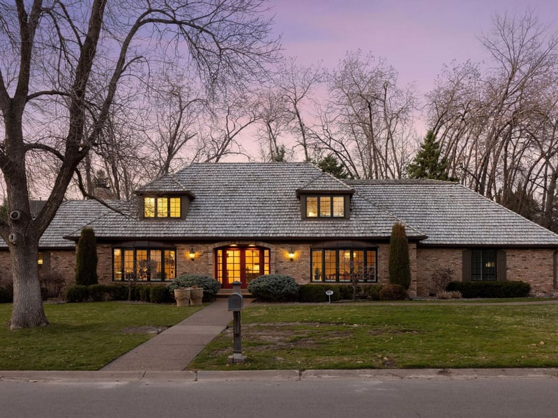 6500 Willow Wood Rd, Edina, MN 55436