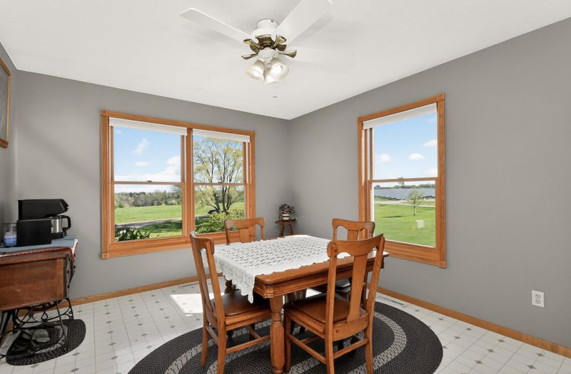 210 Zenith St, Lanesboro, MN 55949
