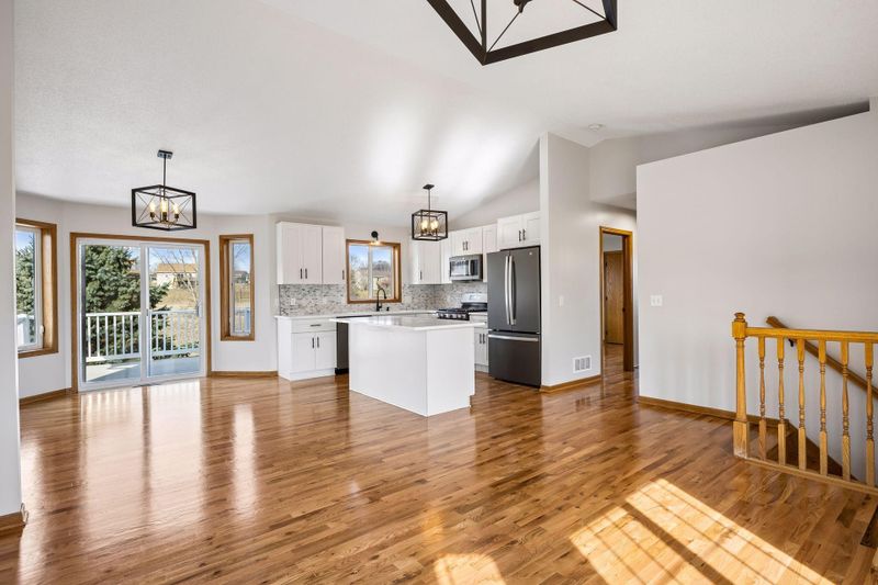 9693 Mill Trail Ln, Monticello, MN 55362