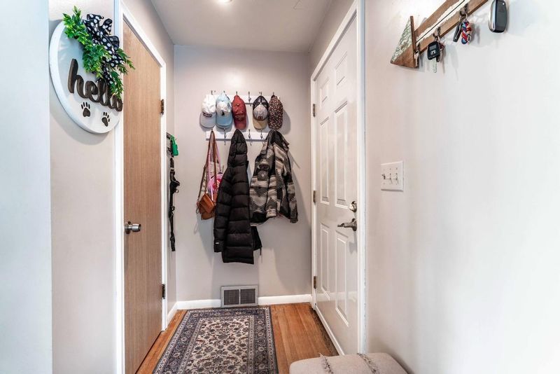 1810 5th St S, Moorhead, MN 56560