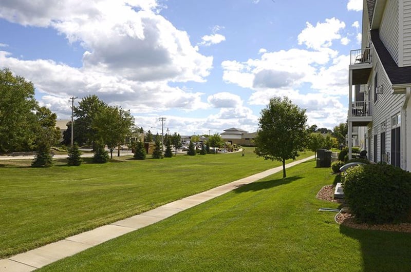 2150 Old School Rd #252, Mound, MN 55364
