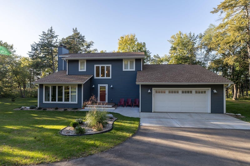N6493 1323rd St, Prescott, WI 54021