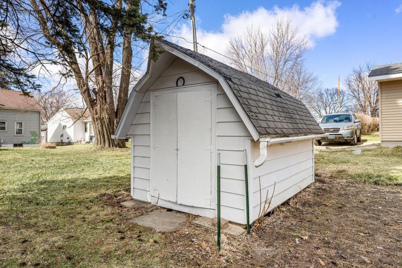 246 Willow Ave, Owatonna, MN 55060