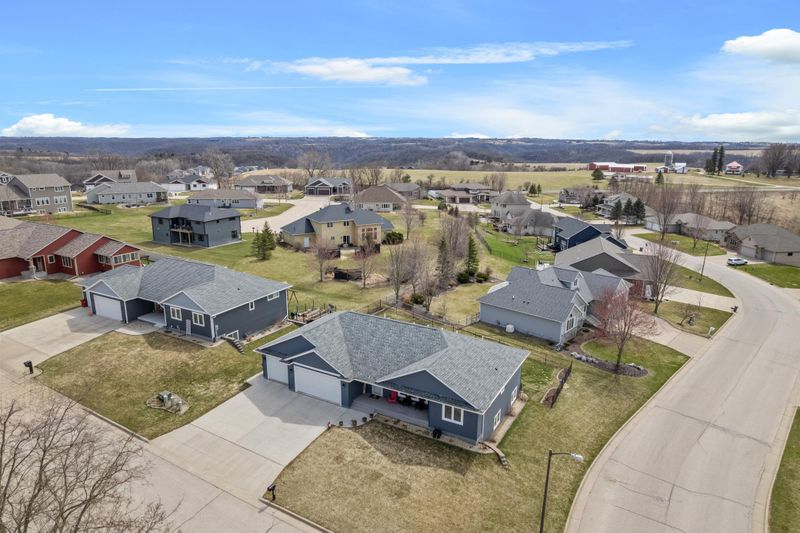 1363 Summit Dr, Winona, MN 55987