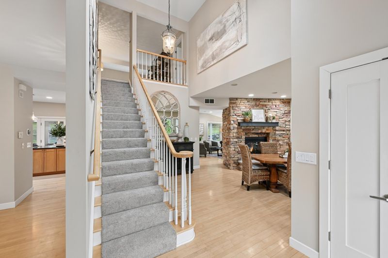 4160 Trillium Ln E, Mound, MN 55364