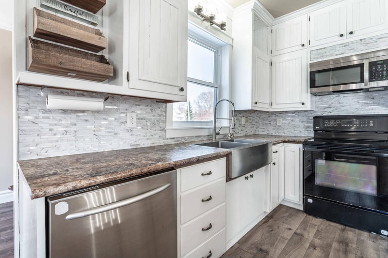 104 2nd St N, Sabin, MN 56580