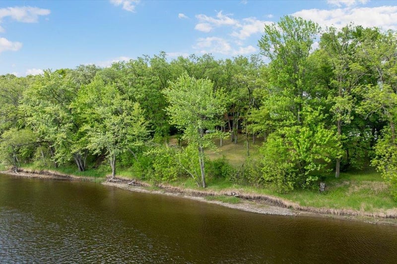 2811 Mississippi Shores Rd, Fort Ripley, MN 56449