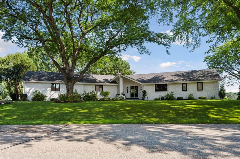 3550 Island View Cir NW, Prior Lake, MN 55372