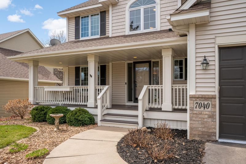 7040 Isleton Ave S, Cottage Grove, MN 55016
